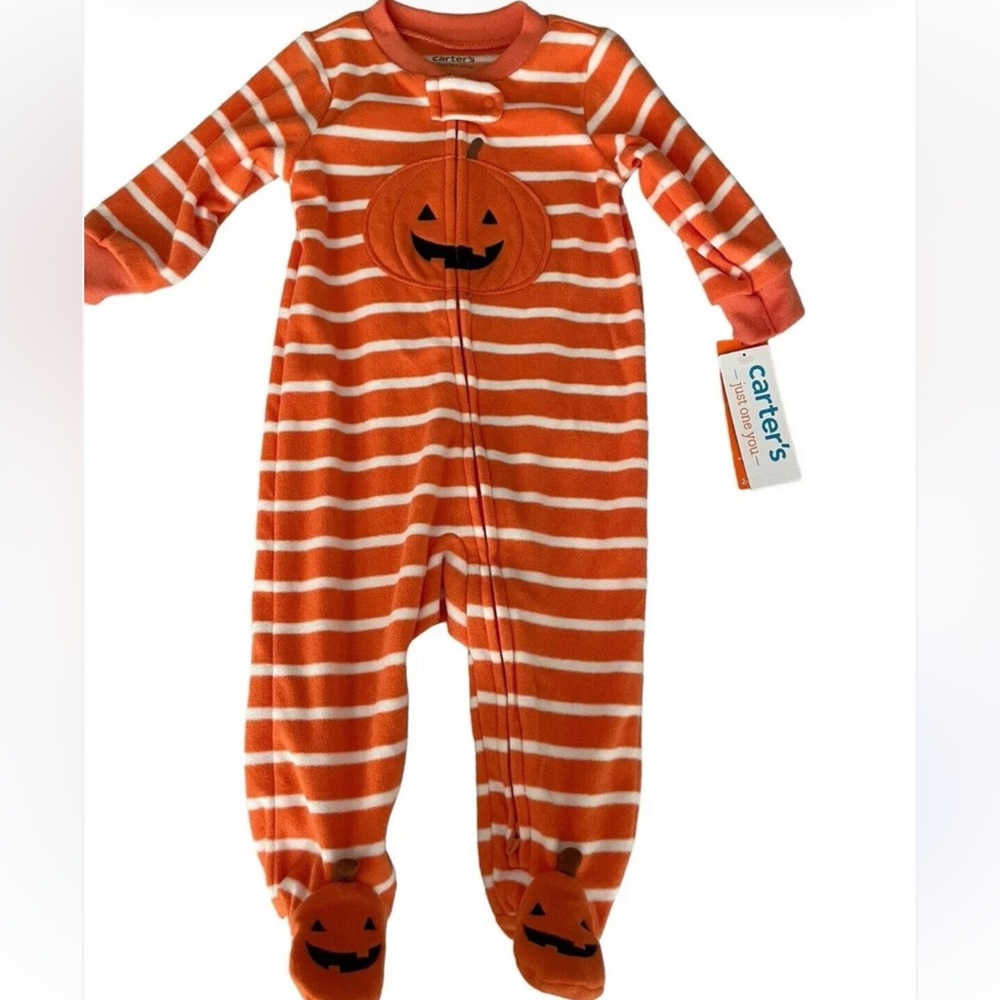 Carter's‎ pumpkin sleep n play NWT 6M